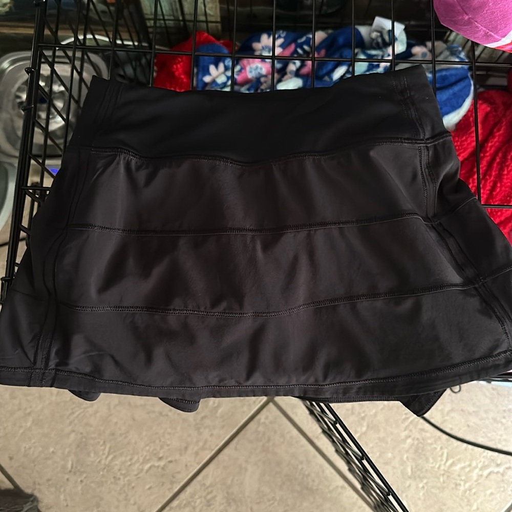 Lululemon pace rival skirt